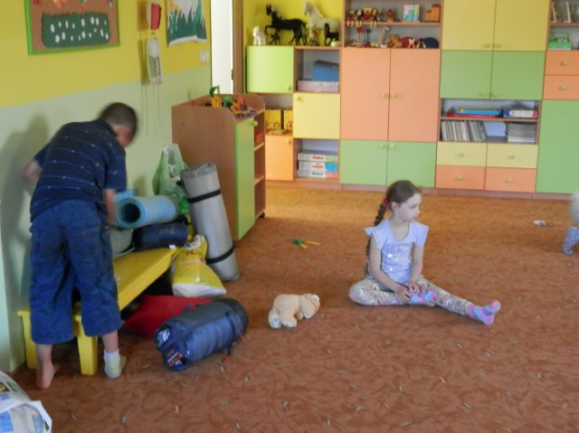 Spaní ve škole